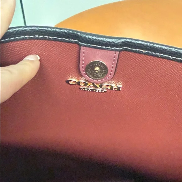 Coach Black Leather Shoulder Bag - Picture 8 of 8